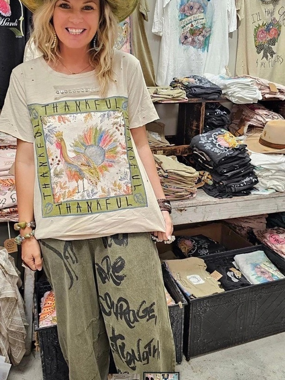 🔥NEW A Rare Bird Thankful Turkey Tattered Tee - NEW for Thanksgiving❣️🦋